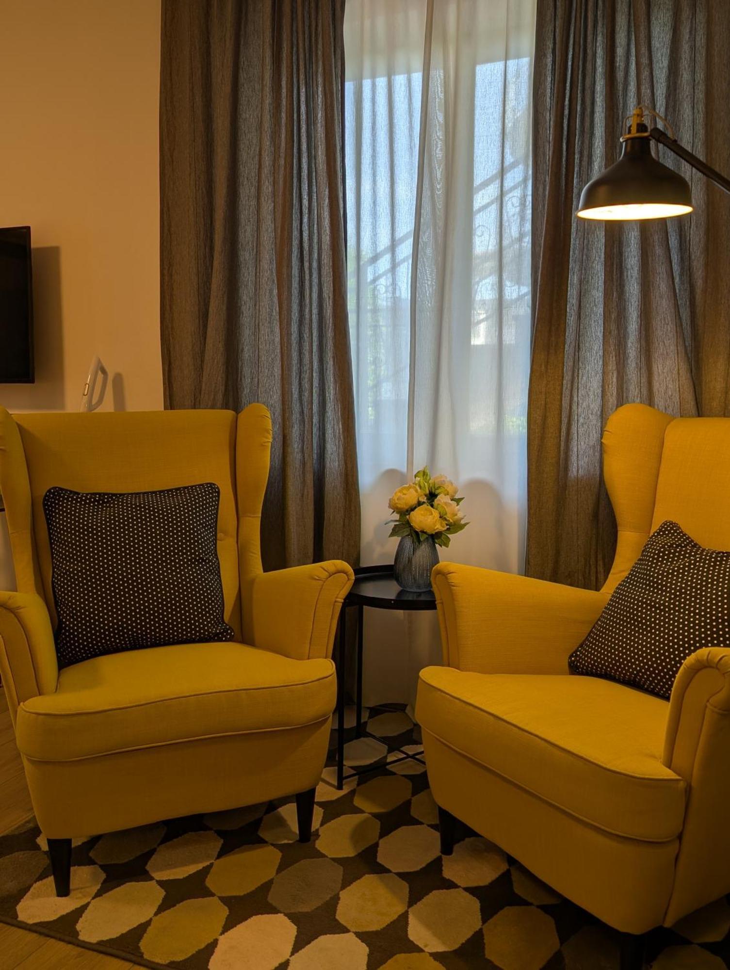 פורץ Apartments Glam מראה חיצוני תמונה