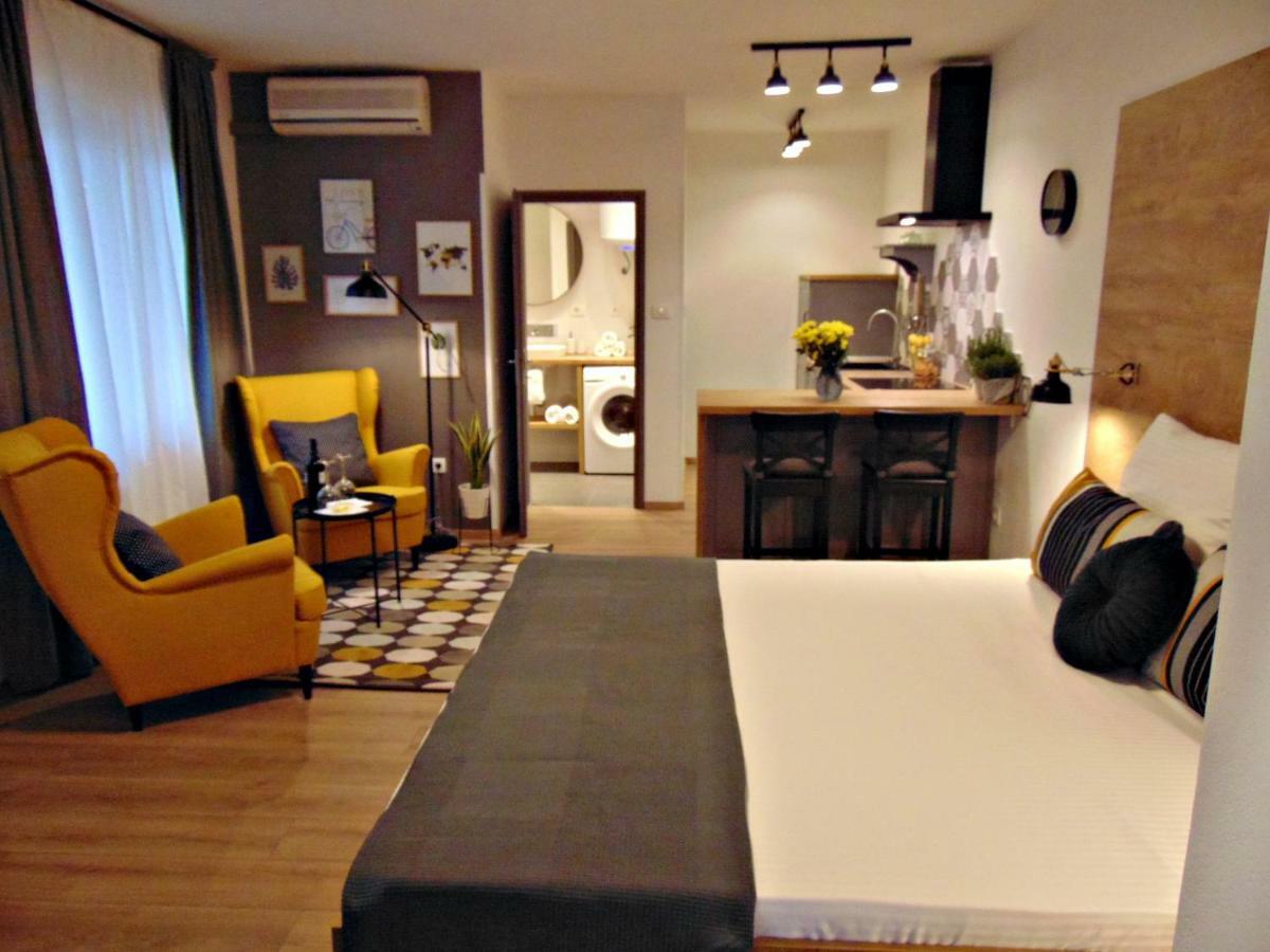 פורץ Apartments Glam מראה חיצוני תמונה