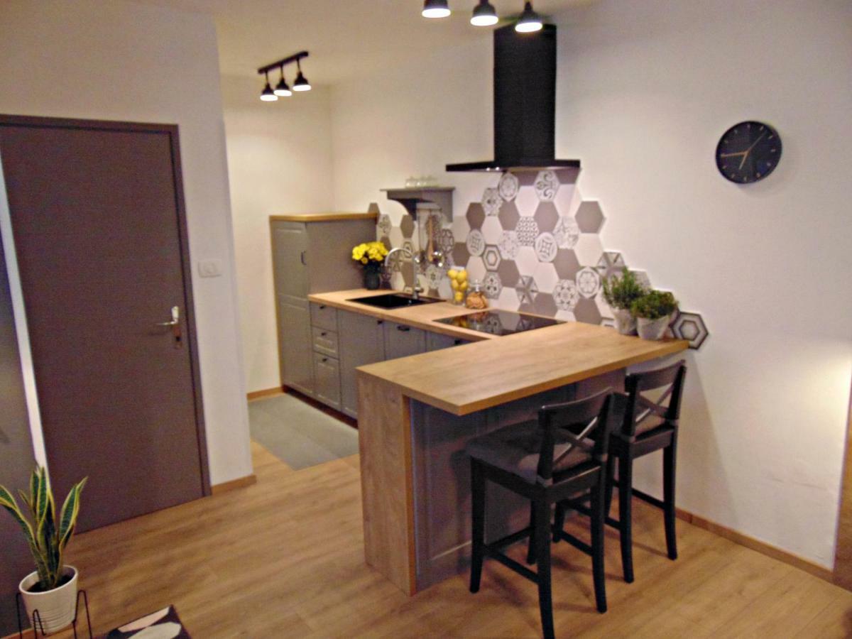 פורץ Apartments Glam מראה חיצוני תמונה